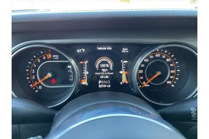 $29995 : Jeep Wrangler Unlimited 2018 image 9