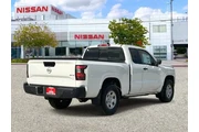 $35565 : Nissan Frontier 2026 4x4 S 4 thumbnail