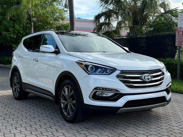 $13900 : 2018 Hyundai Santa Fe Sport image 8