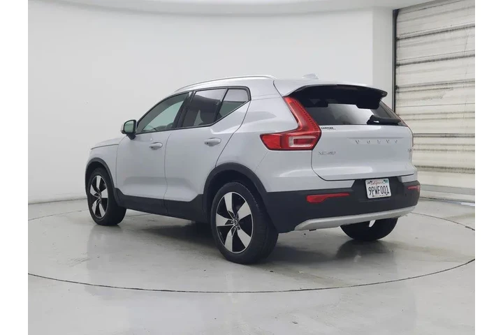 $26998 : Volvo XC40 2021 AWD T5 Momen image 2