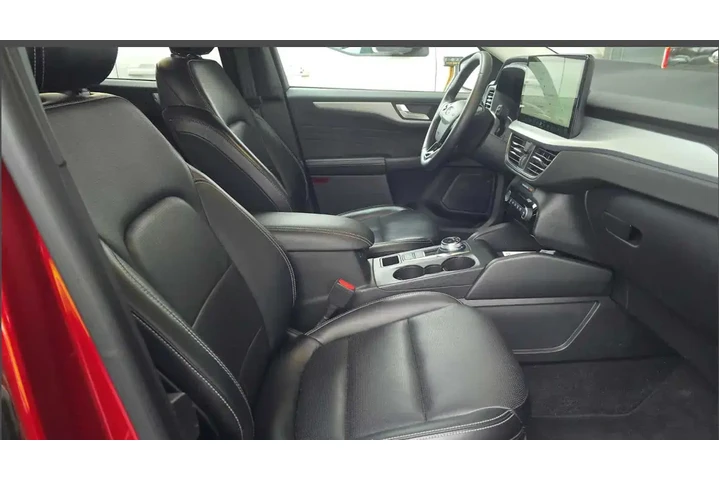 $26418 : Ford Escape 2024 AWD Platinu image 10