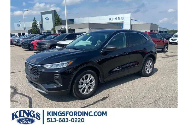 $22228 : Ford Escape 2023 Active 4dr image 1
