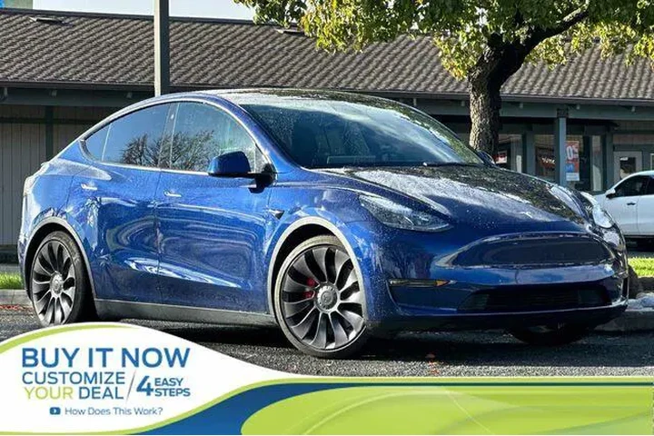$26836 : Tesla Model Y 2021 AWD Perfo image 1