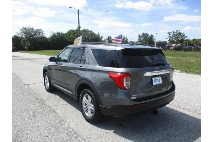 $27995 : Ford Explorer 2022 AWD XLT 4 image 5