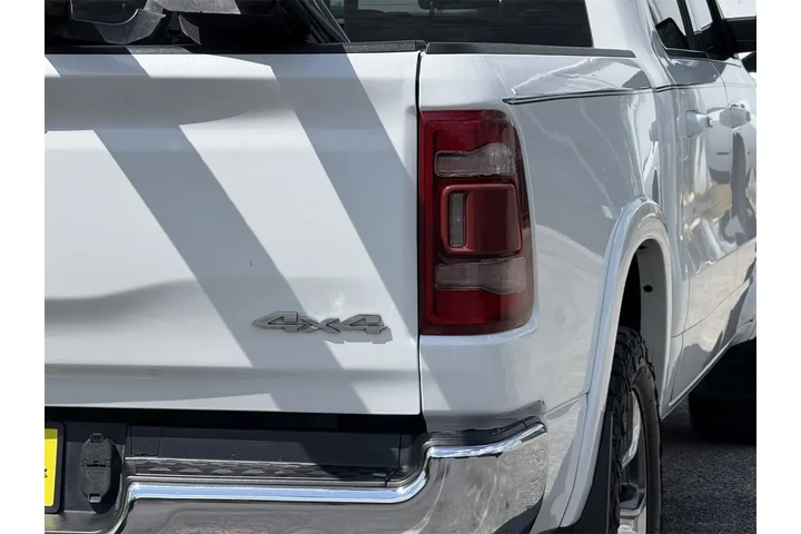 $22991 : Ram 1500 2020 4x4 Laramie 4d image 10