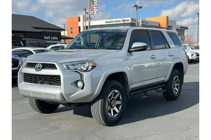 $28557 : Toyota 4Runner 2019 4x4 TRD image 7