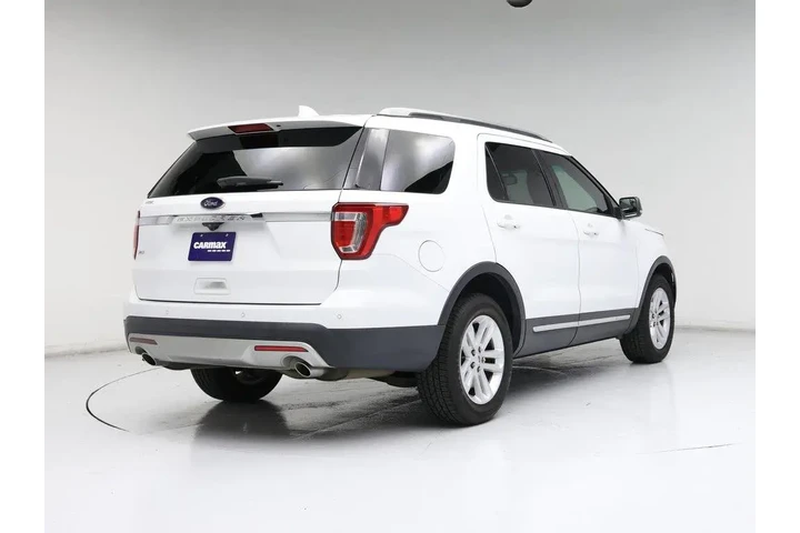 $18998 : Ford Explorer 2017 XLT 4dr S image 8