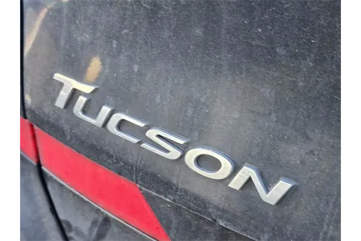 $15495 : Hyundai TUCSON 2021 Value 4d image 10