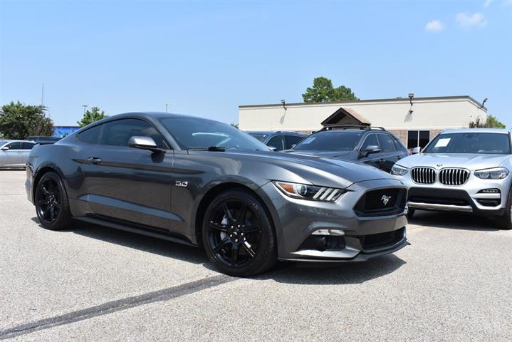 2016 Mustang GT Premium image 2