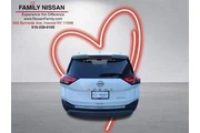 $19730 : Nissan Rogue 2022 AWD SV 4dr thumbnail