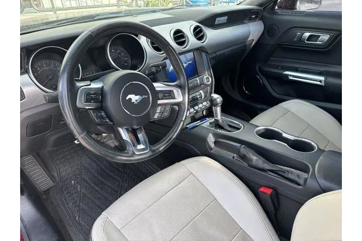 $17491 : Ford Mustang 2018 EcoBoost 2 image 7