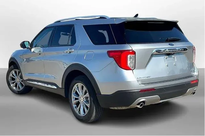 $36995 : Ford Explorer 2023 AWD Limit image 10
