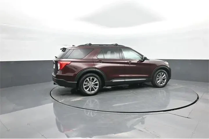 $25037 : Ford Explorer 2022 XLT 4dr S image 8