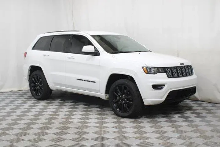 $22959 : Jeep Grand Cherokee 2020 4x4 image 1