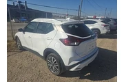 $16170 : Nissan Kicks 2024 SV 4dr Cro thumbnail