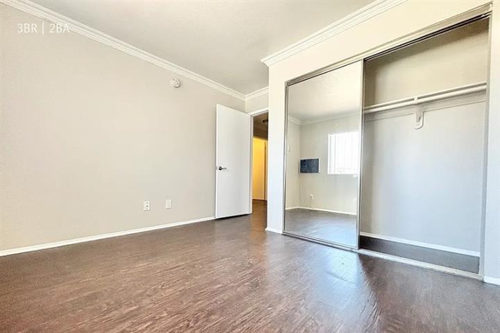 $2190 : 3-Bed 2-Bath Apartment image 9