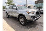 $28421 : Toyota Tacoma 2017 4x4 SR5 V thumbnail