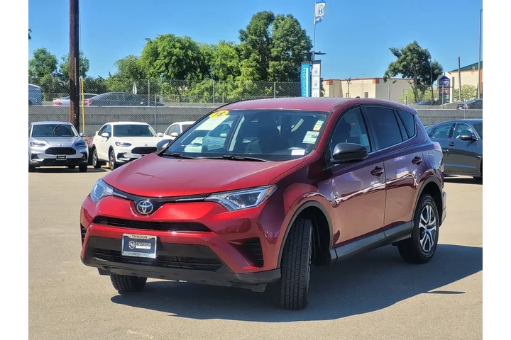 $20986 : Toyota RAV4 2018 AWD LE 4dr image 8