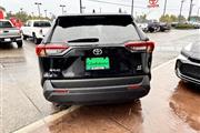 $32588 : 2024 RAV4 LE thumbnail