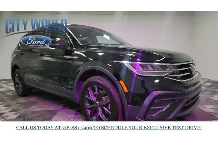 $22967 : Volkswagen Tiguan 2024 SE 4d image 2