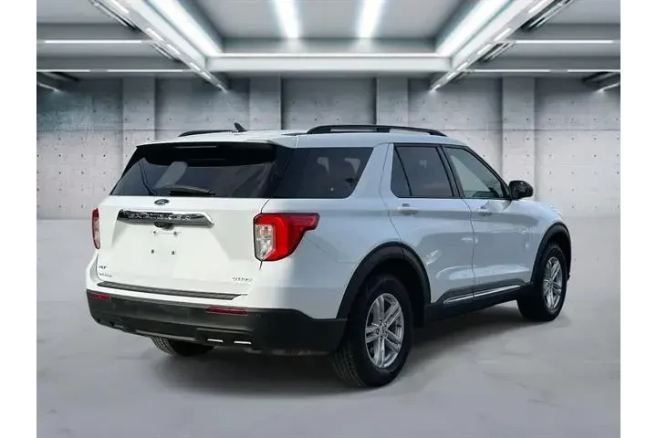 $22555 : Ford Explorer 2021 AWD XLT 4 image 5