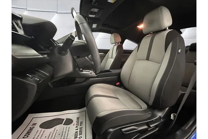 $17491 : Honda Civic 2017 LX-P 2dr Co image 8