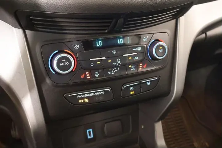 $10143 : Ford Escape 2017 SE 4dr SUV image 7