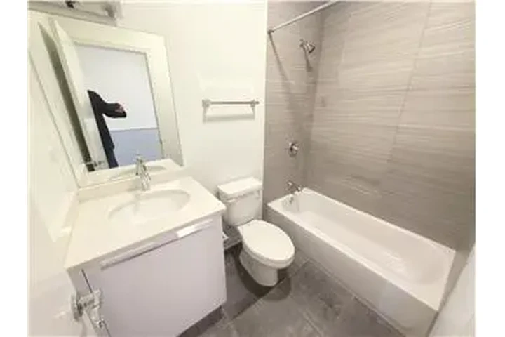 $3250 : Rental property with 3 bedro image 8