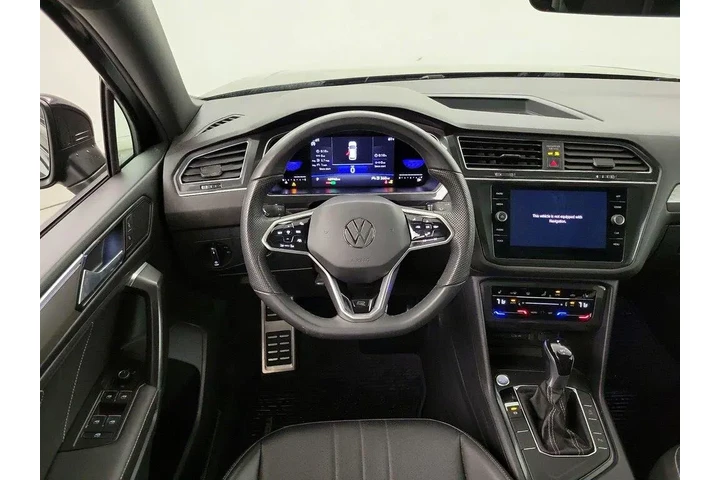 $23998 : Volkswagen Tiguan 2022 SE R- image 10