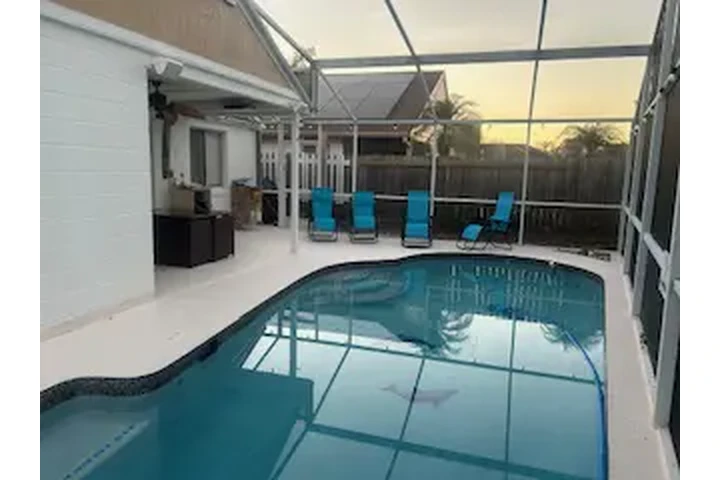 $369000 : Casa con Piscina en Fl. image 7