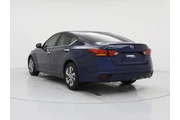 $21998 : Nissan Altima 2023 2.5 S 4dr thumbnail