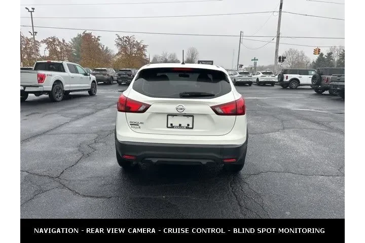 $12995 : Nissan Rogue Sport 2019 S 4d image 10