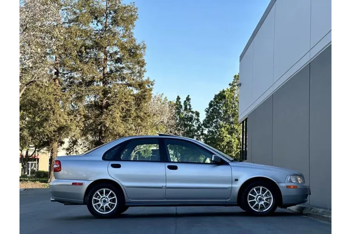 $5940 : 2004 S40 image 5