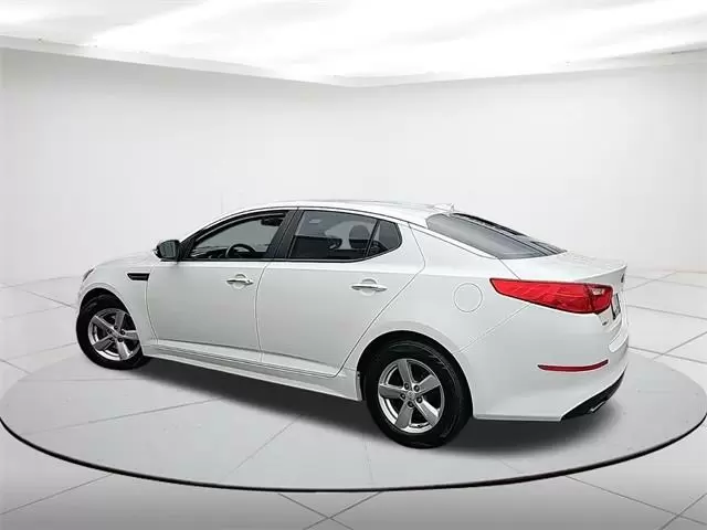 $10495 : Pre-Owned 2015 Optima LX image 3