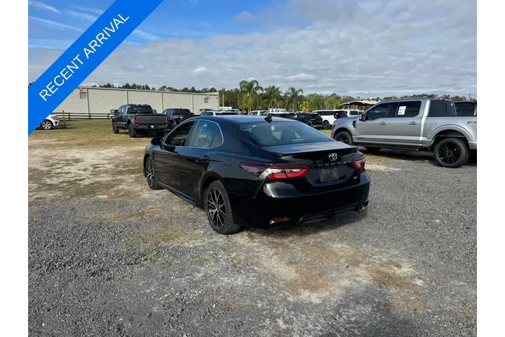$22798 : Toyota Camry 2023 SE 4dr Sed image 3