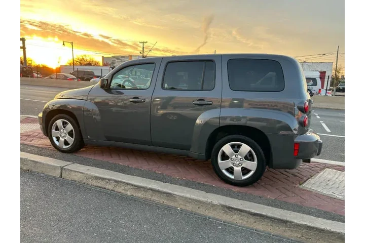 $4995 : 2009 HHR LS image 7