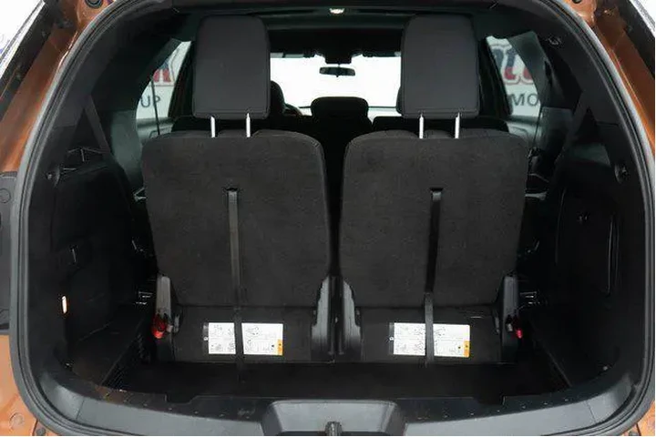 $14463 : Ford Explorer 2017 XLT 4dr S image 10