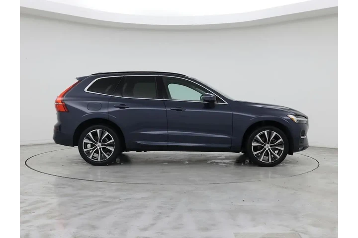 $26998 : Volvo XC60 2022 B5 Momentum image 7