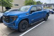 PRE-OWNED 2022 SIERRA 1500 EL en Madison WV