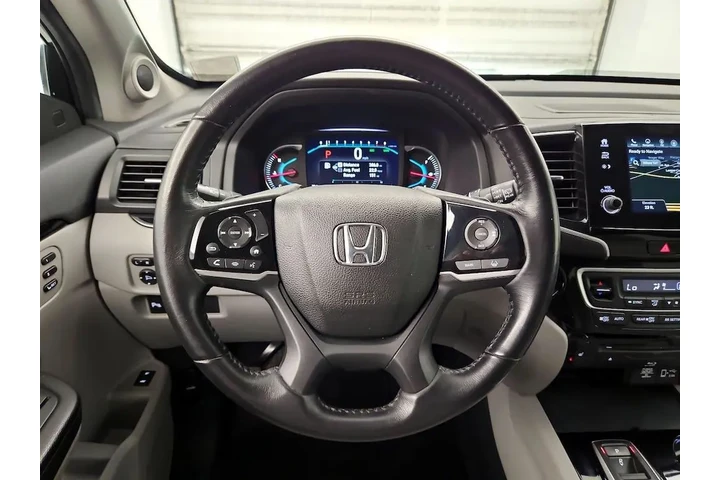 $27998 : Honda Pilot 2021 Touring 4dr image 10