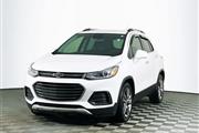 $13123 : PRE-OWNED 2019 CHEVROLET TRAX thumbnail