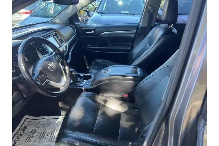 $17999 : 2018 Highlander Limited image 8