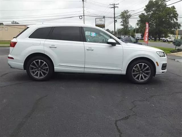 $26500 : 2018 AUDI Q72018 AUDI Q7 image 3