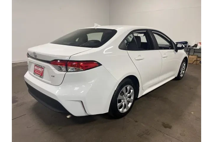 $18398 : Toyota Corolla 2023 LE 4dr S image 3