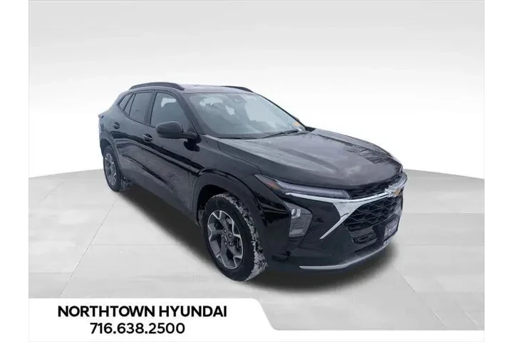 $19829 : Chevrolet Trax 2025 LT 4dr C image 2