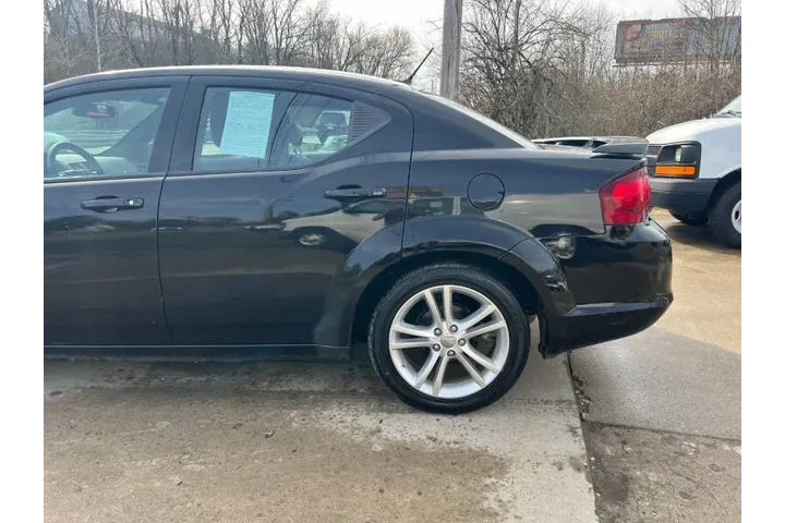 $4295 : 2014 Avenger SE image 9