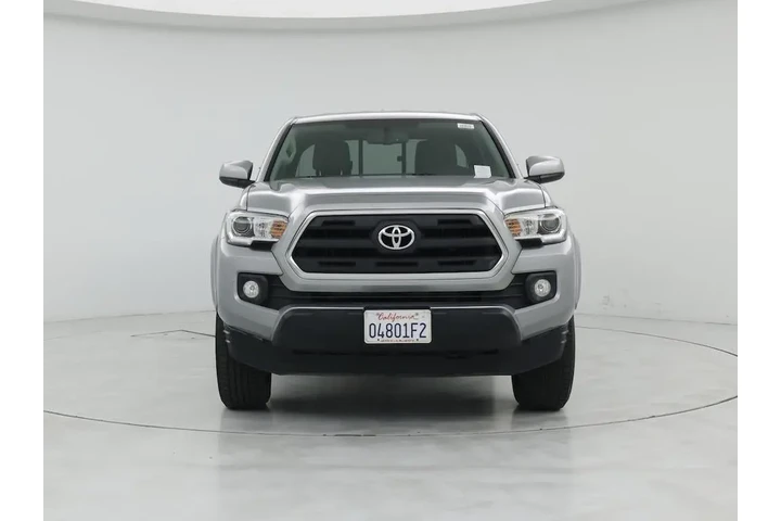 $28998 : Toyota Tacoma 2017 4x4 SR5 V image 5