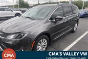 PRE-OWNED 2019 CHRYSLER PACIF