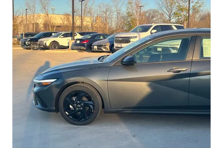 $24499 : Hyundai ELANTRA 2026 SEL Spo image 7