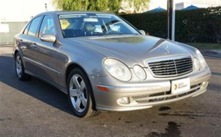 $6490 : 2005 MERCEDES-BENZ E-CLASS200 image 2